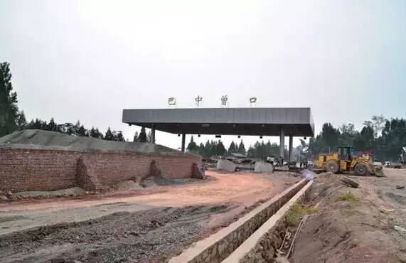 四川高速路平均一公里造价多少钱,四川最贵高速公路投资108亿