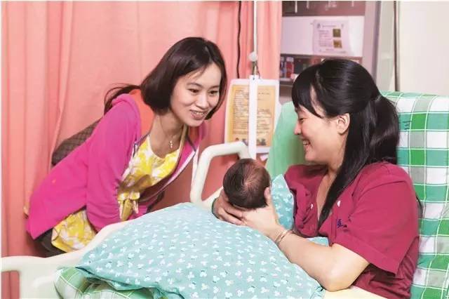 婴儿得干性湿疹是什么原因引起的,四个月宝宝湿疹是什么原因引起的