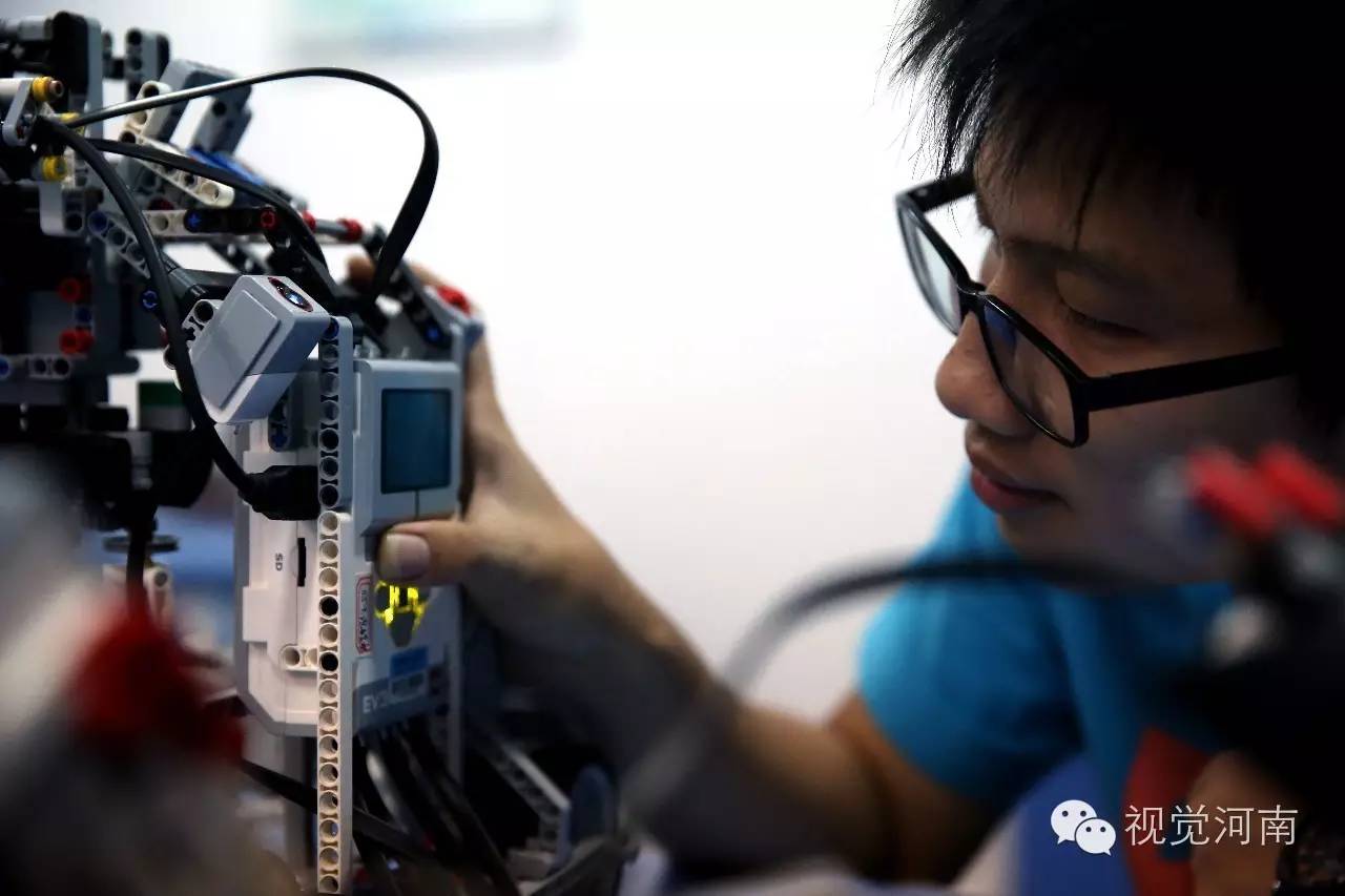 玩转机器人的杜老师