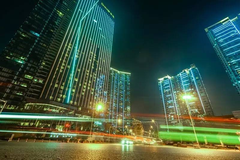 武汉世茂希尔顿酒店怎么去,武汉世茂希尔顿酒店攻略