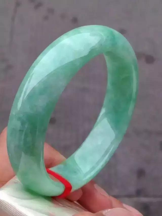 翡翠微商营销技巧,翡翠营销软文在哪里推广好