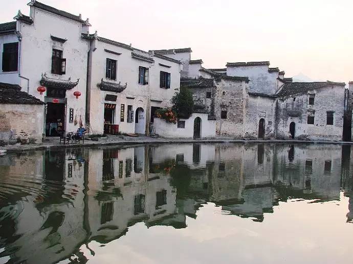 回到老家得了抑郁症,得了抑郁症就像是沉到了湖底