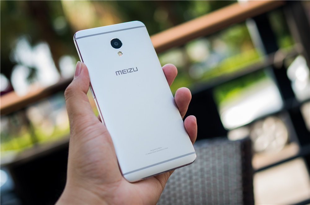 颜值加持,魅蓝e全部参数