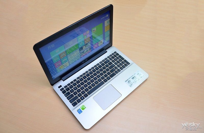 大兴安岭惊艳初雪，4000内笔记本推荐