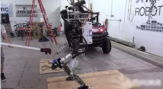 晚报：iPhone7Plus过于火爆预约自提通道已经关闭