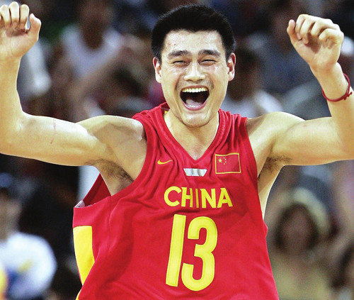 阿联11号球衣,阿联退役为啥是9号