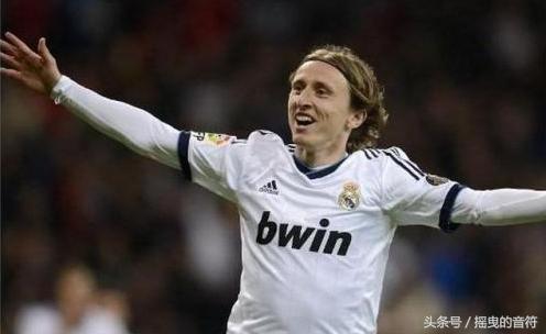 战火烧不毁的足球梦，国足们看了是否有触动？