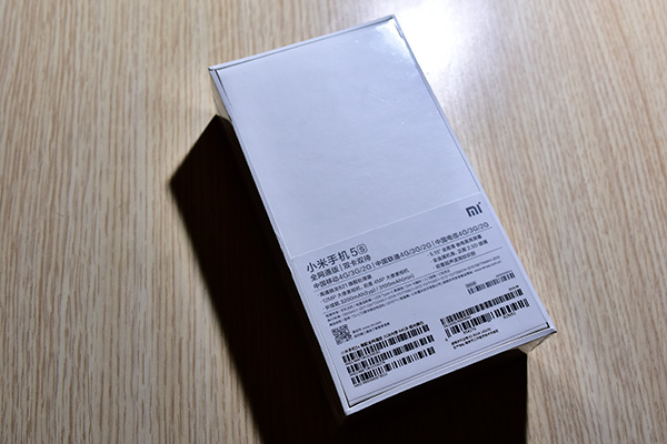 小米5x开箱视频评测,小米5s全新未开箱