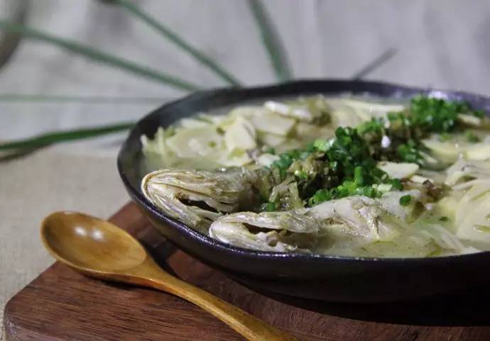 淡季嵊泗吃海鲜攻略,舟山嵊泗步行街美食