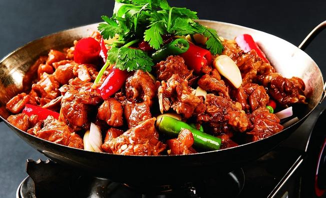 干锅油配方商用版,干锅老油熬制配方