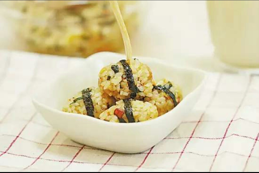 家里的剩饭剩菜加工成美味,用家里的剩饭剩菜做美食