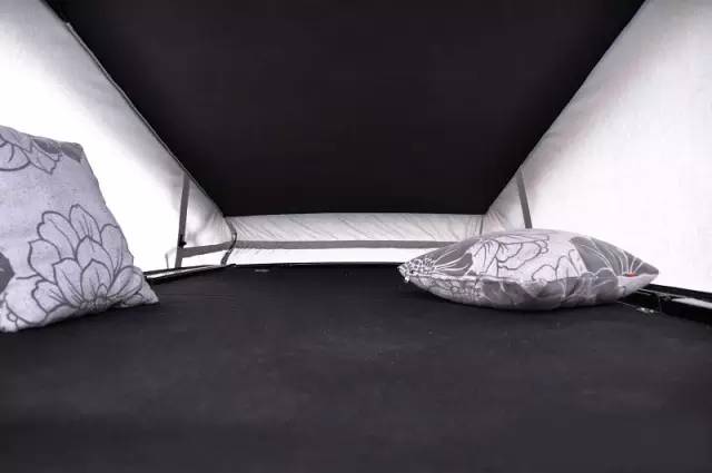 10月RA，中欧奔驰维莱德商旅版、大众T6麦坦威商旅版登陆