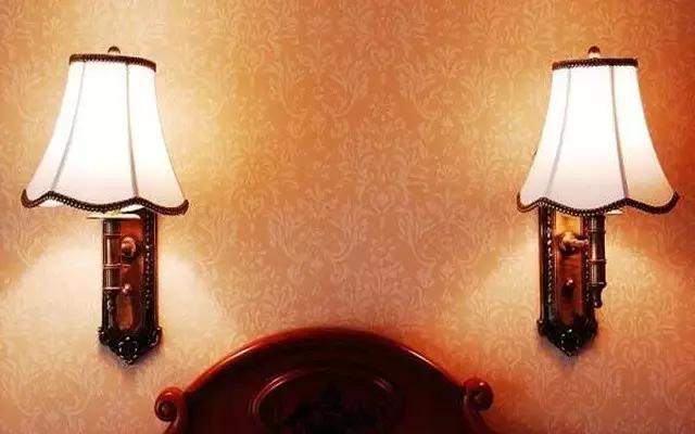 壁灯哪款经济实惠又好看,壁灯哪一款比较好看