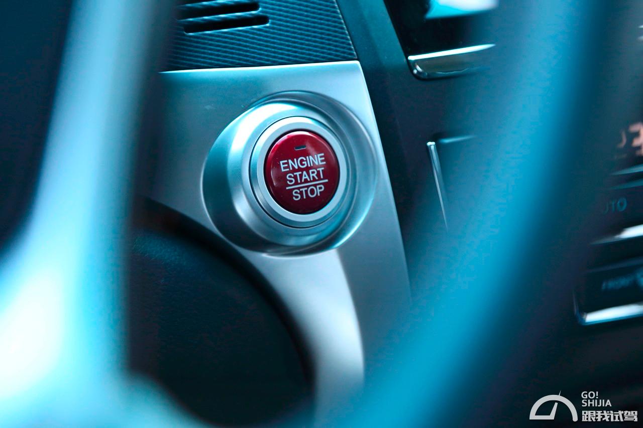 2016凌派1.8lcvt舒适版试驾,2016款凌派1.8领先版配置