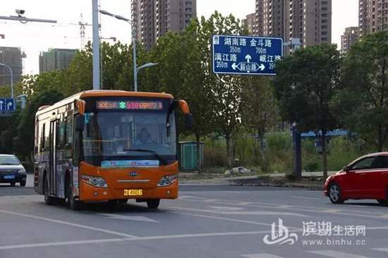 鍏冩棪3澶╅璁℃湁澶氬皯涓囦汉娑屽叆闀挎矙,浜斾竴鍋囨湡澶ч噺娓稿娑屽叆娣勫崥