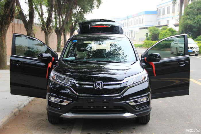 本田crv2016经典款详细配置图表,16年本田crv2.0两驱还值得买吗