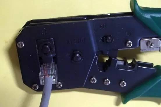 图文教程|2分钟学会自制网线（SolarMAN通讯线）