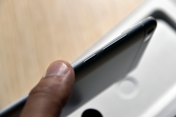 小米5x开箱视频评测,小米5s全新未开箱