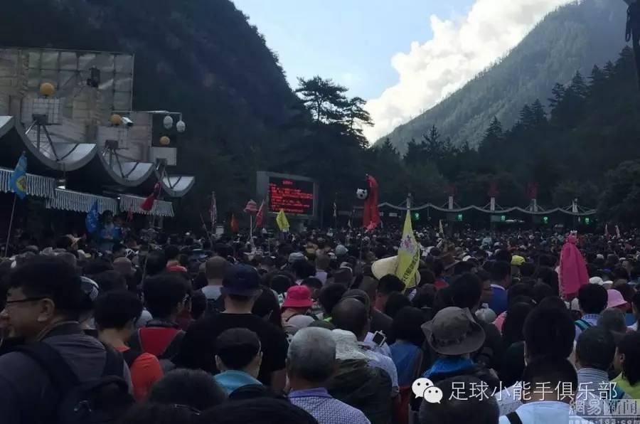 伊布头球破门连续6轮进球,伊布曼联五大进球