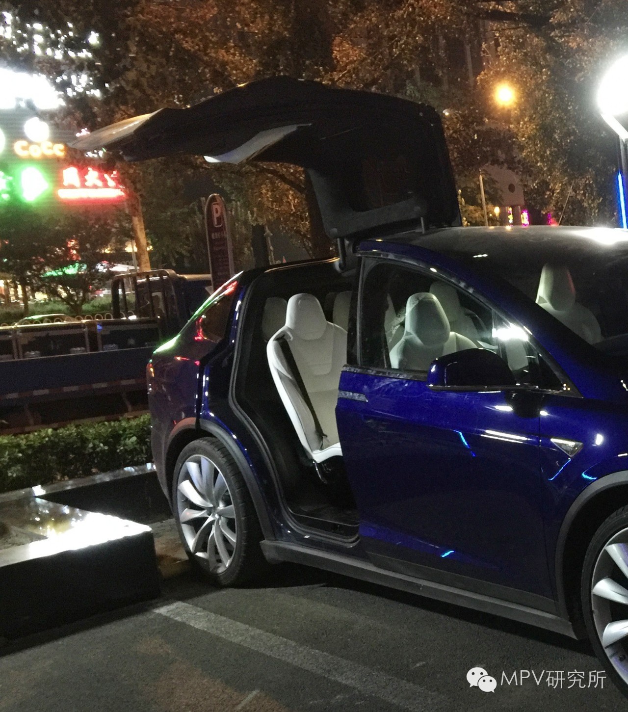 比亚迪mpvm6七座商务车多少钱,福建国产mpv比亚迪m6