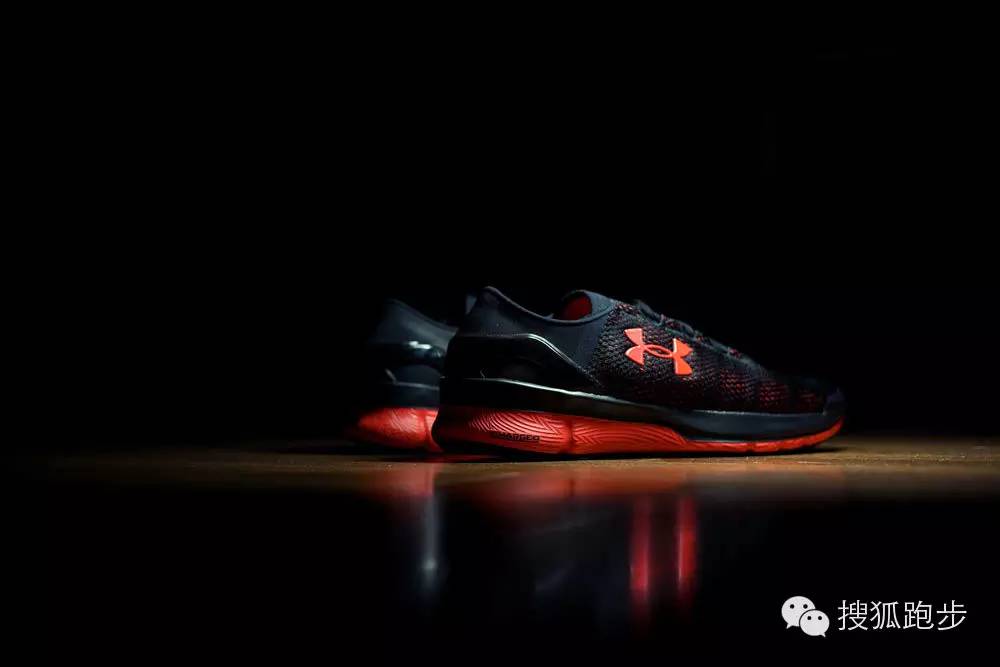 测评：极速奔跑UASpeedFormApollo2