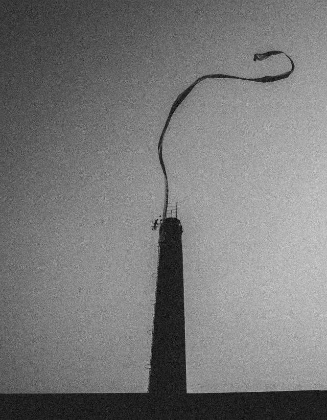 神思远丨少女有一些神性，不近人世肢体完美