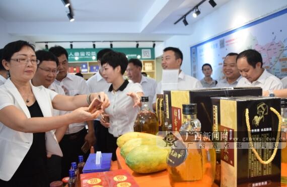 农村淘宝服务中心运营,农村淘宝服务站卖啥