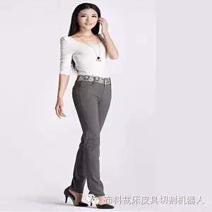 女生春季霸气裤装穿搭,裤装怎么穿出女人味高级感