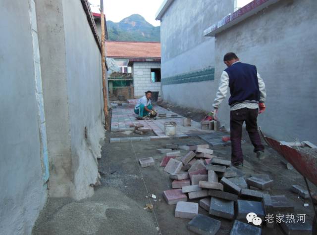 鞍匠黑沟门，美的不成样子