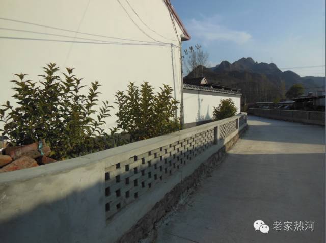 鞍匠黑沟门，美的不成样子