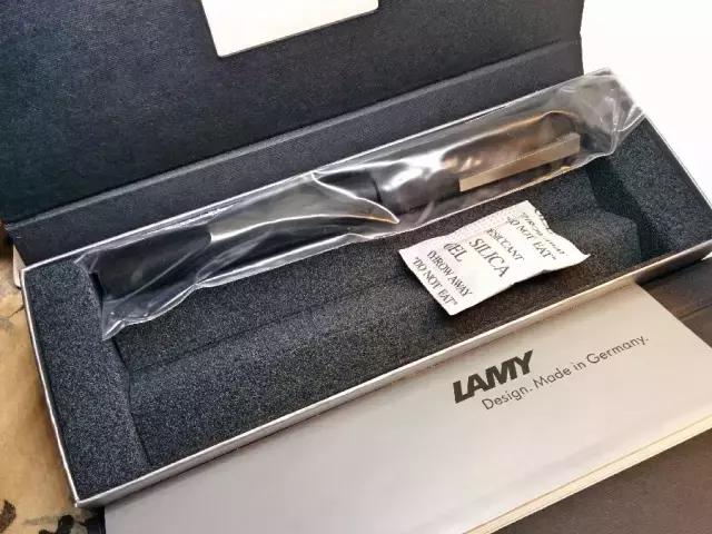 lamy2000钢笔,lamy2000笔尖拆解