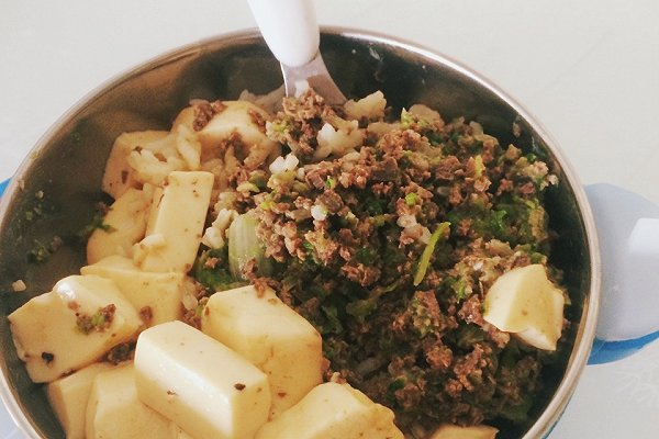 7岁小孩拉肚子吃什么食物比较好,七个月宝宝该吃什么最好