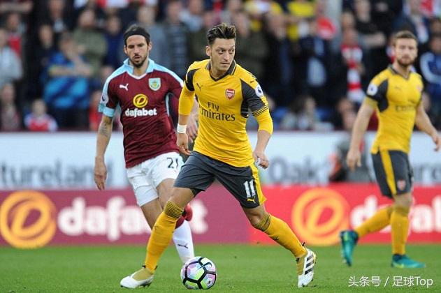 中场大师丁丁魔笛,足坛十大中场克罗斯