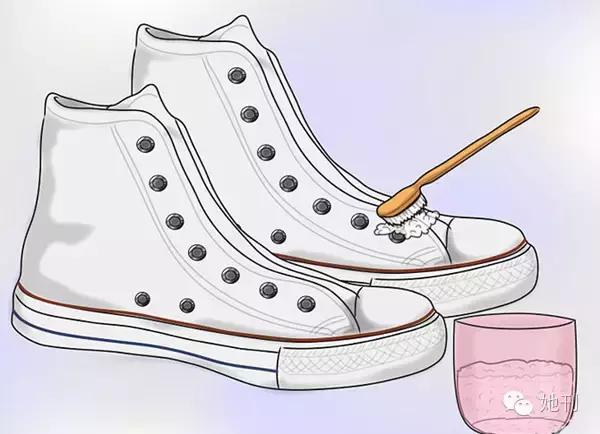 你的小白鞋脏了是怎么洗白的,小白鞋臭的小妙招不用小苏打