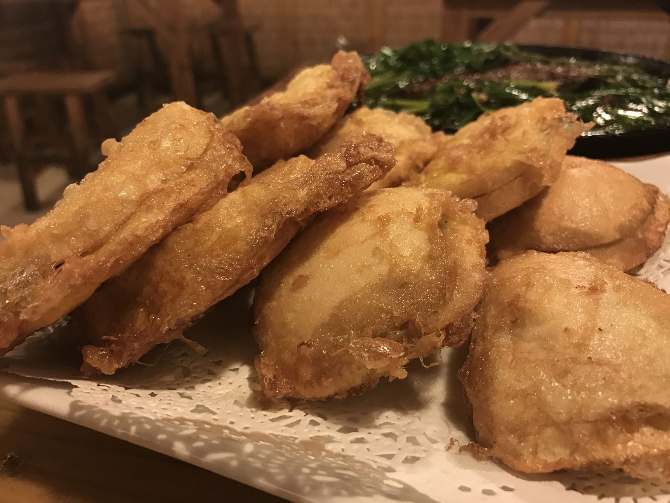 邯郸滏西大街上这家店一般晚上8点后就不要去了！因为没的吃了啊