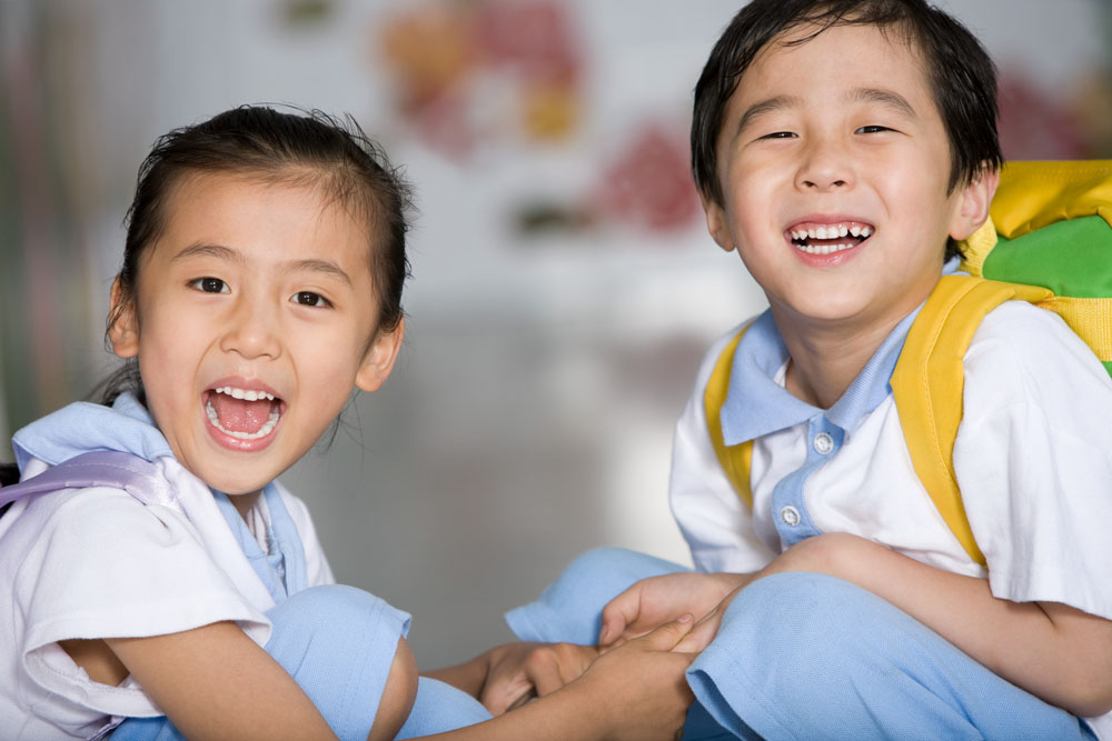 有一种皮肤病和手欠有关，还和心理疾病有联系，怎么治疗呢？