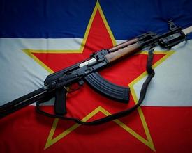 ak47步枪恐怖分子,世界上最大的ak47突击步枪