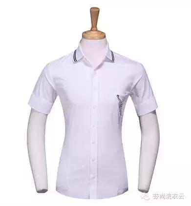 被染色的白色衣物怎样洗还原,白色的衣服染色有什么补救方法