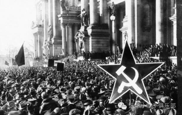 伊布头球破门连续6轮进球,伊布曼联五大进球