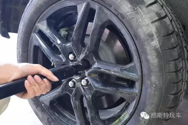 福特锐界更换什么轮胎好,福特锐界的换轮胎教程
