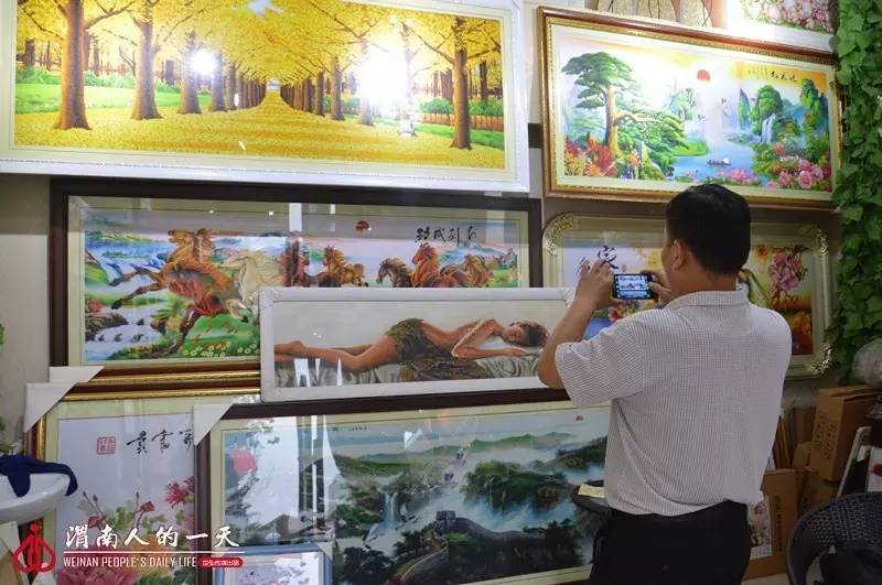 渭南人的一天No.27：钟爱十字绣的大叔王友民