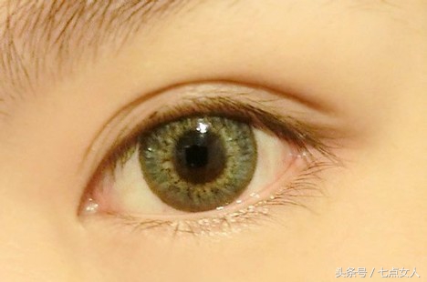 新手学化妆必备品和步骤,程十安推荐的新手化妆步骤