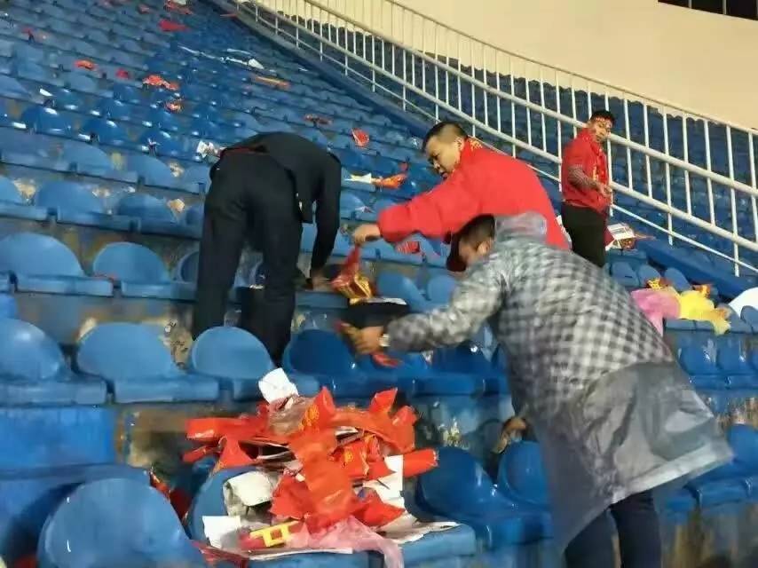 国足输了越南吗,国足输了还有比赛吗