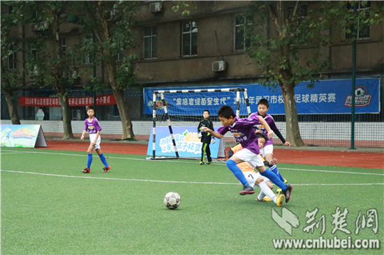 果倍爽2016年武汉市校园足球精英赛第六轮开赛