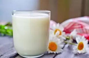 胃痛按脚上哪个穴位能缓解胃痛,胃痛吃什么好缓解胃痛的小妙招