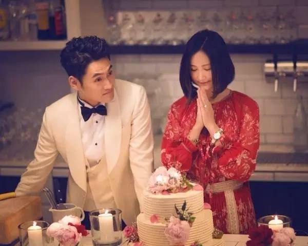 今年结婚的女星婚礼喜欢什么发型?刘诗诗陈妍希钟爱中分,林心如和张歆艺想到一起去了~