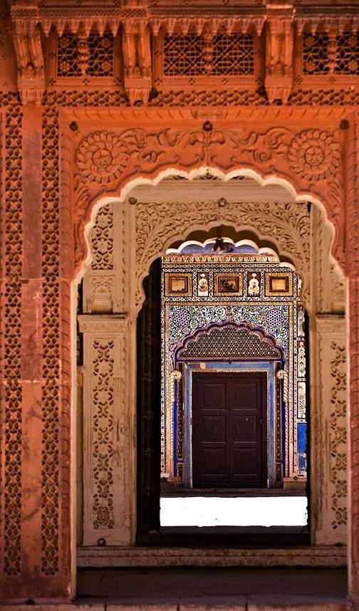 蓝的忧伤：城堡与亡灵 | 印度 · 目的地