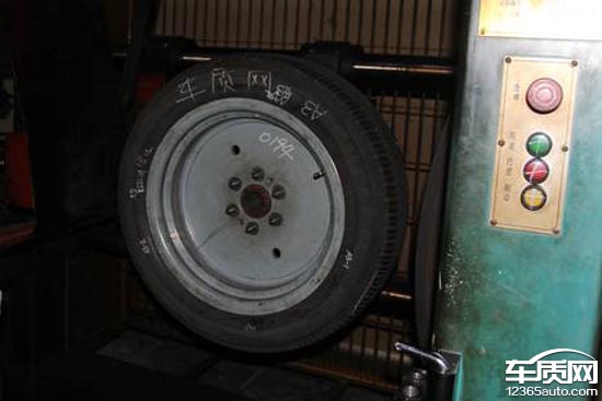 普利司通轮胎出现裂纹图片,普利司通动力侠龟裂解决了吗