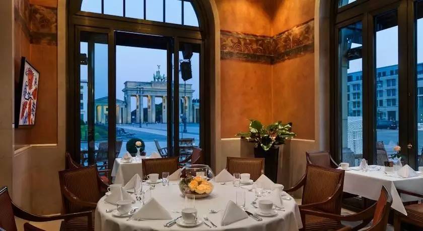 欧洲最值得住的奢华酒店,欧洲的酒店价格表