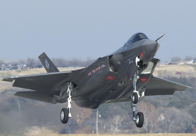 飞机进气道的发展和演变,隐身轰炸机设计图